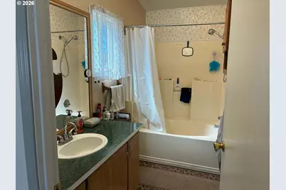 550 S State St #80, Sutherlin, OR 97479 - Photo 15