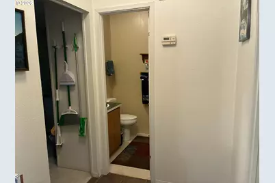 550 S State St #80, Sutherlin, OR 97479 - Photo 17