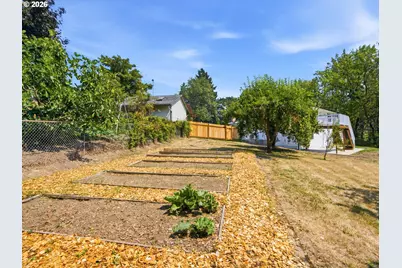 4895 SW 202nd Ave, Beaverton, OR 97078 - Photo 35