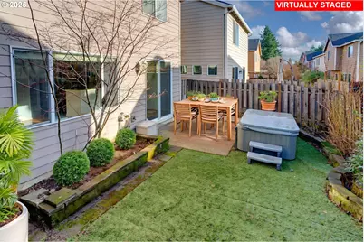 950 SW 17th Way, Troutdale, OR 97060 - Photo 35