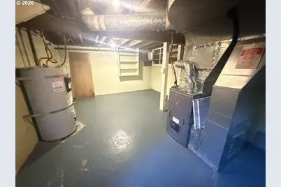 729 NE 117th Ave, Portland, OR 97220 - Photo 17