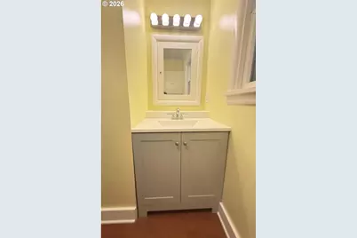 729 NE 117th Ave, Portland, OR 97220 - Photo 13