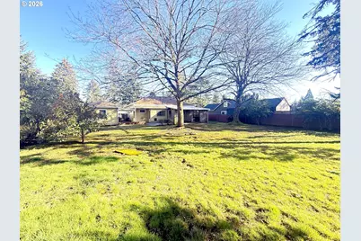 729 NE 117th Ave, Portland, OR 97220 - Photo 23