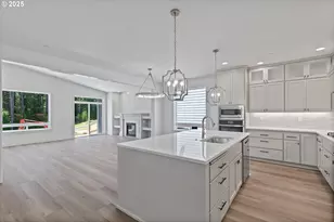 14196 SE Iseli Ln, Clackamas, OR 97015 - Photo 9