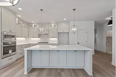 14196 SE Iseli Ln, Clackamas, OR 97015 - Photo 11