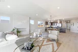 900 NE Laurel Springs Dr, Hermiston, OR 97838 - Photo 17