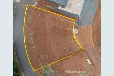 611 Hulton Way, Reedsport, OR 97467 - Photo 3