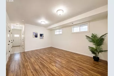1490 SE 117th Ave, Portland, OR 97216 - Photo 5