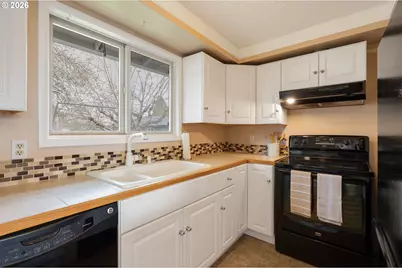 6844 SE 92nd Ave, Portland, OR 97266 - Photo 11