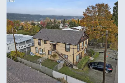 333 S Old Pacific Hwy, Myrtle Creek, OR 97457 - Photo 3