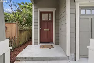 8010 SE Tolman St, Portland, OR 97206 - Photo 3
