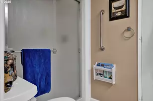 433 Myeena Loop, Florence, OR 97439 - Photo 23