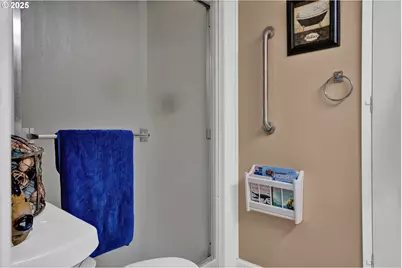 433 Myeena Loop, Florence, OR 97439 - Photo 23