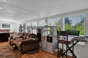 433 Myeena Loop, Florence, OR 97439 - Photo 27