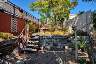 433 Myeena Loop, Florence, OR 97439 - Photo 31