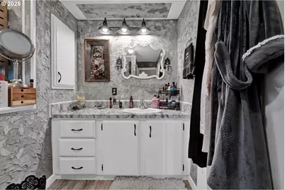 433 Myeena Loop, Florence, OR 97439 - Photo 27