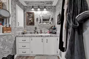 433 Myeena Loop, Florence, OR 97439 - Photo 27