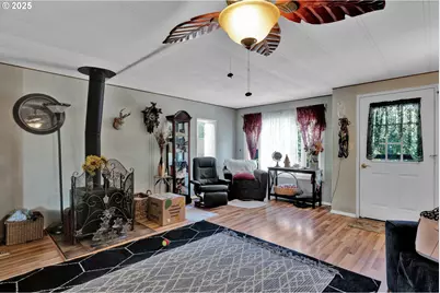 433 Myeena Loop, Florence, OR 97439 - Photo 7