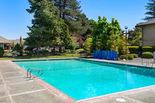 15510 NE Knott St, Portland, OR 97230 - Photo 39