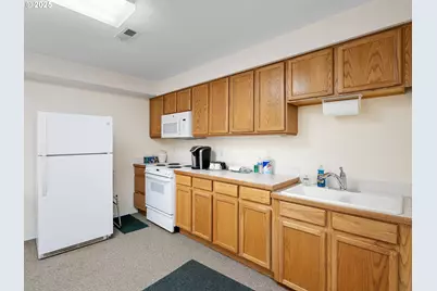 15510 NE Knott St #25, Portland, OR 97230 - Photo 33