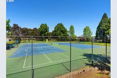 15510 NE Knott St #25, Portland, OR 97230 - Photo 37
