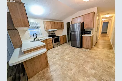 580 Shorepines Pl, Coos Bay, OR 97420 - Photo 9