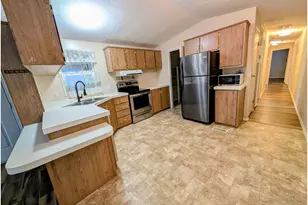 580 Shorepines Pl, Coos Bay, OR 97420 - Photo 9