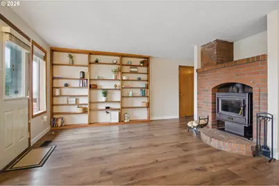 3914 S Cir, Washougal, WA 98671 - Photo 15