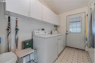 900 NE Francis Ave #63, Gresham, OR 97030 - Photo 27