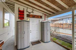 900 NE Francis Ave, Gresham, OR 97030 - Photo 9