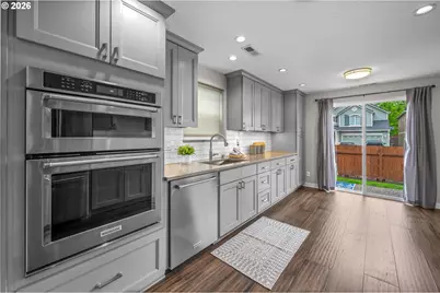 20463 SW Tesoro Ct, Beaverton, OR 97003 - Photo 9