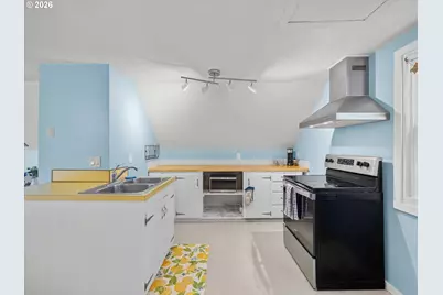 9835 SW 80th Ave, Portland, OR 97223 - Photo 13