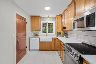 9835 SW 80th Ave, Portland, OR 97223 - Photo 7