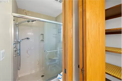 4715 NW Kiwanda Dr, Portland, OR 97229 - Photo 27