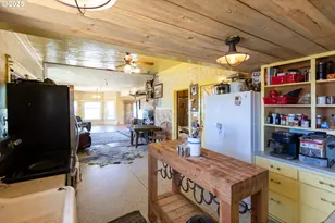 1102 S Roosevelt St, Goldendale, WA 98620 - Photo 11