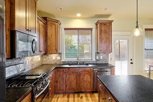 1508 Crestview Dr, Silverton, OR 97381 - Photo 7