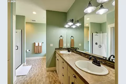 1508 Crestview Dr, Silverton, OR 97381 - Photo 15