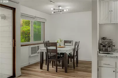 15946 NE Fremont St, Portland, OR 97230 - Photo 9