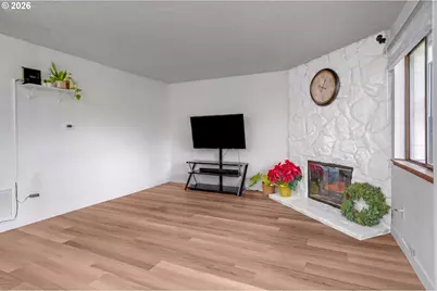 15946 NE Fremont St, Portland, OR 97230 - Photo 5