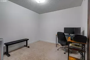 15946 NE Fremont St, Portland, OR 97230 - Photo 17