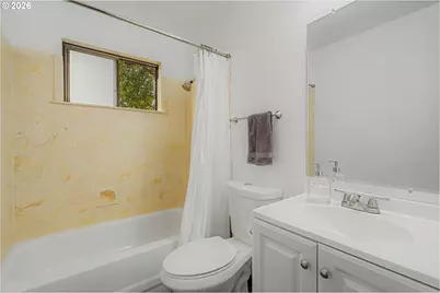 15946 NE Fremont St, Portland, OR 97230 - Photo 17