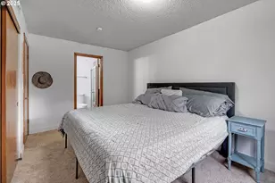 15946 NE Fremont St, Portland, OR 97230 - Photo 25