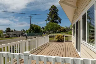 5305 NE 49th St, Neotsu, OR 97364 - Photo 11