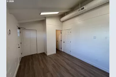 5625 SE 83rd Ave, Portland, OR 97266 - Photo 3