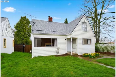 6321 NE Simpson St, Portland, OR 97218 - Photo 1