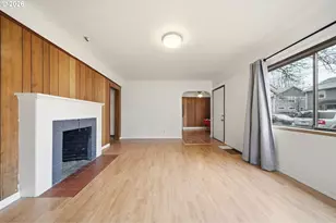 6321 NE Simpson St, Portland, OR 97218 - Photo 3