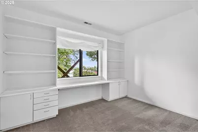 9240 NW Roseway Ave, Portland, OR 97231 - Photo 25