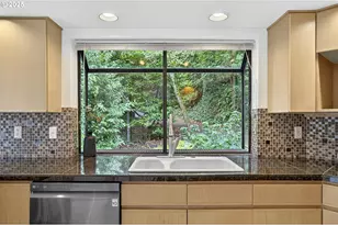 9240 NW Roseway Ave, Portland, OR 97231 - Photo 13