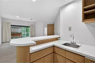 9240 NW Roseway Ave, Portland, OR 97231 - Photo 23