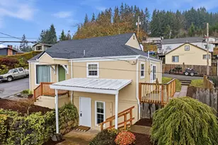 210 NE 7th St, Clatskanie, OR 97016 - Photo 35